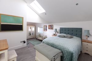 Main Bedroom - click for photo gallery